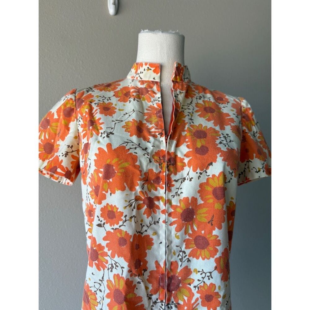 vintage 70s floral short sleeve zip up romper jumpsuit - Picture 4 of 9